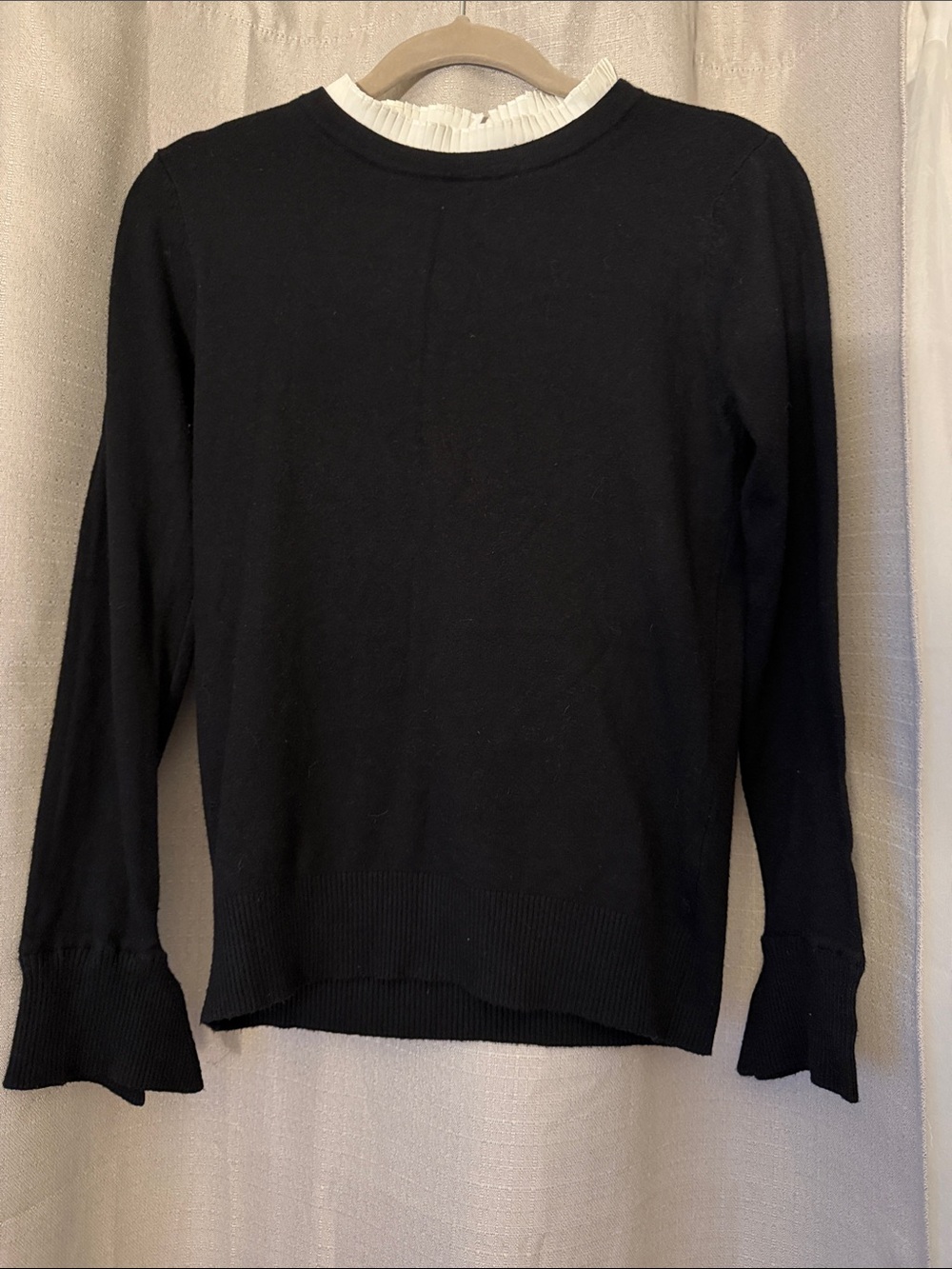 Sioni Black Knit Long Sleeve Top with White Ruffle Collar